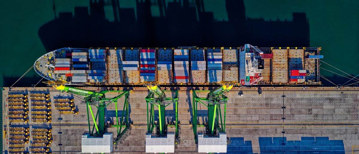 Shipping used cars from China to Rwanda