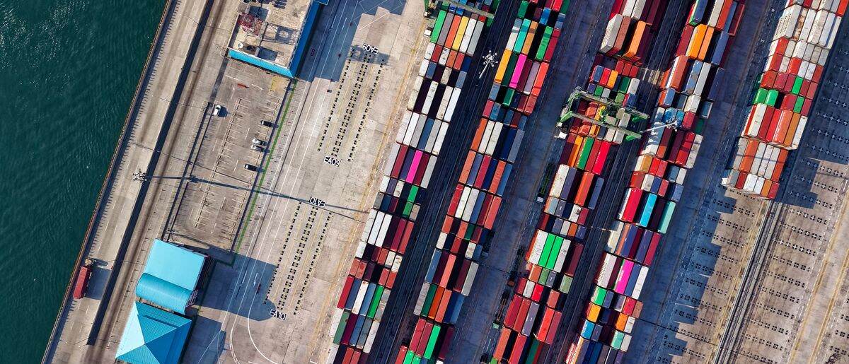 Shipping used cars from China to Oman