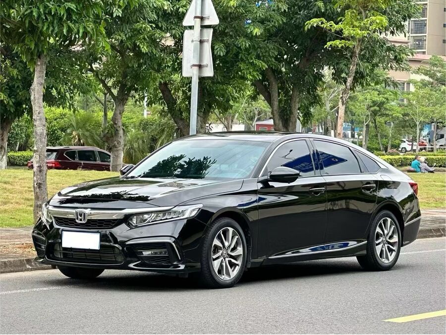 Honda Honda 2019 INSPIRE 1.5T CVT 260TURBO Refined Edition used car for export from China