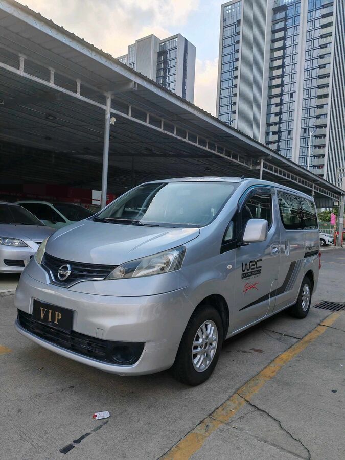 Nissan Nissan 2011 NV200 1.6 Prestige 223 seats used car for export from China