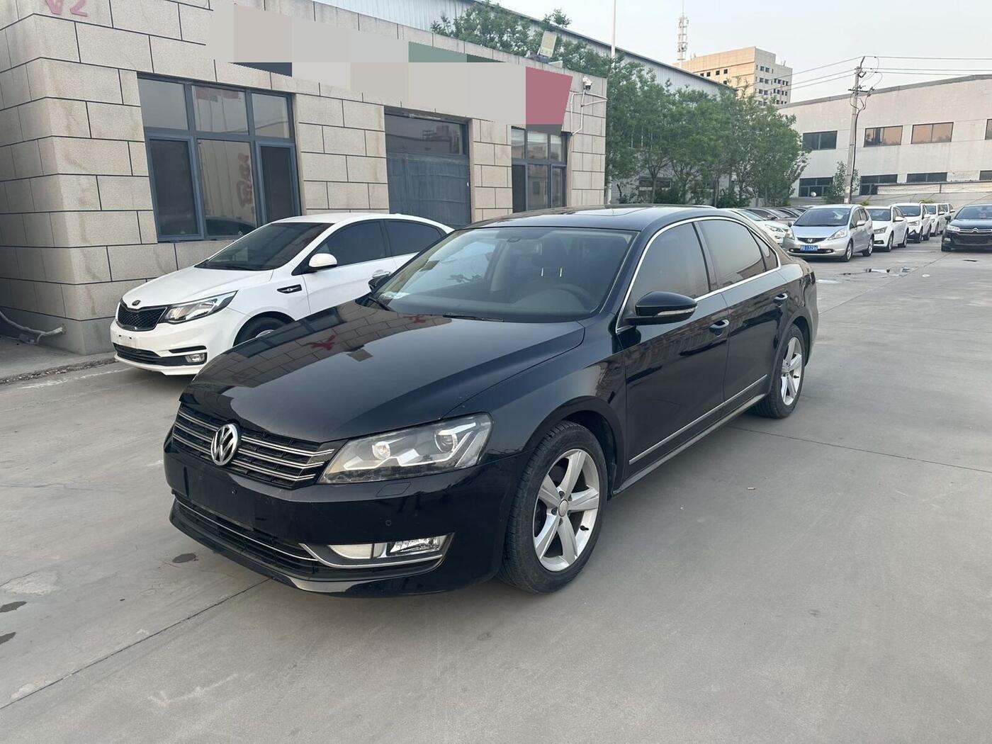 Volkswagen 2011 Passat 1.8TSI Royal Edition
