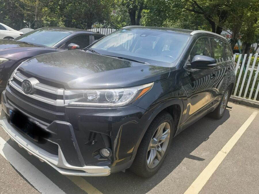 Toyota Toyota 2019 Highlander 2.0T 4WD Luxury 7-Seater used car for export from China