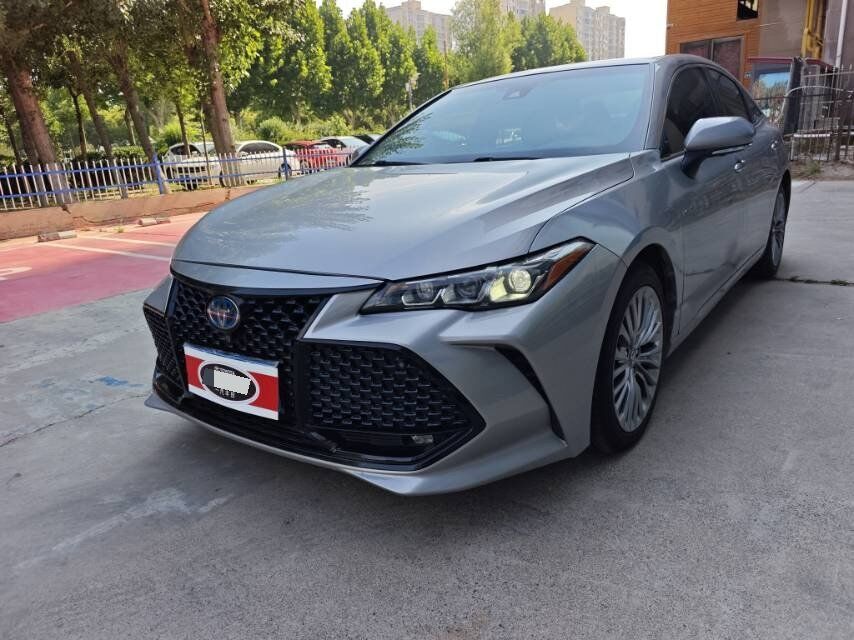 Toyota Toyota Avalon 2019 Asian Dragon Hybrid 2.5 CVT XLE Prestige used car for export from China