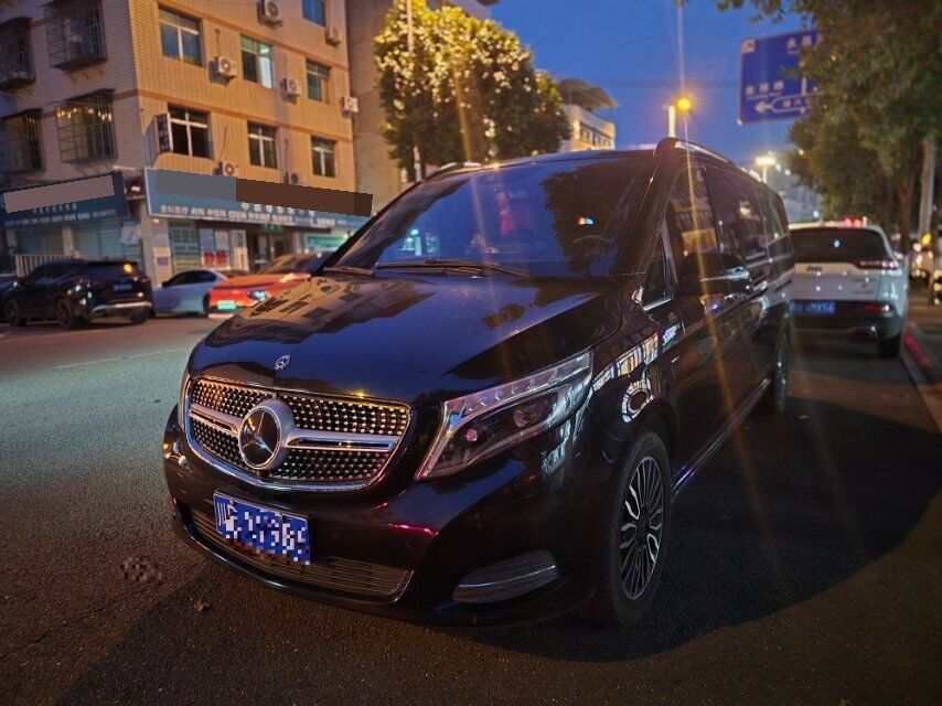 Mercedes Mercedes-Benz V-Class 2017 V 260 L 2.0T Prestige Extended used car for export from China