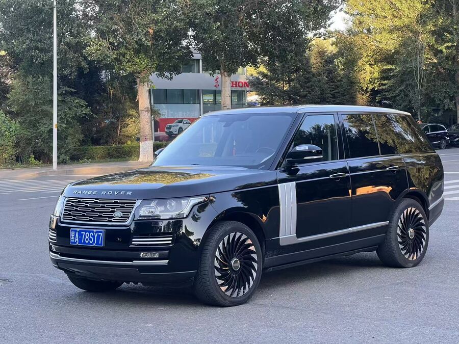 Land Land Rover Range Rover (Imported) 2016 Range Rover 3.0T V6 SC Vogue used car for export from China