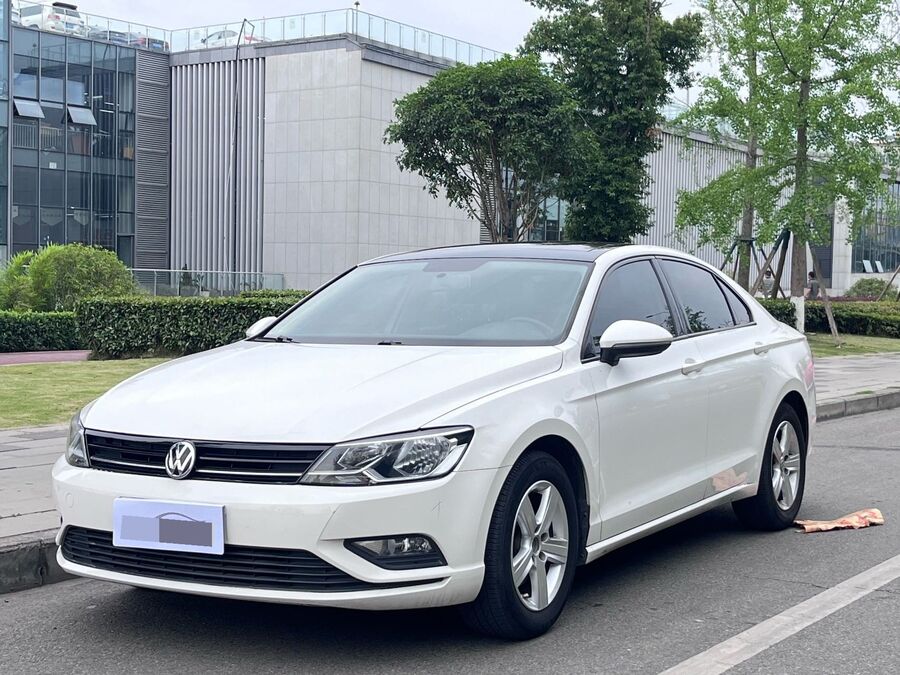 Volkswagen Volkswagen 2015 Lamando 1.4 TSI 230 TSI Fashion Edition used car for export from China