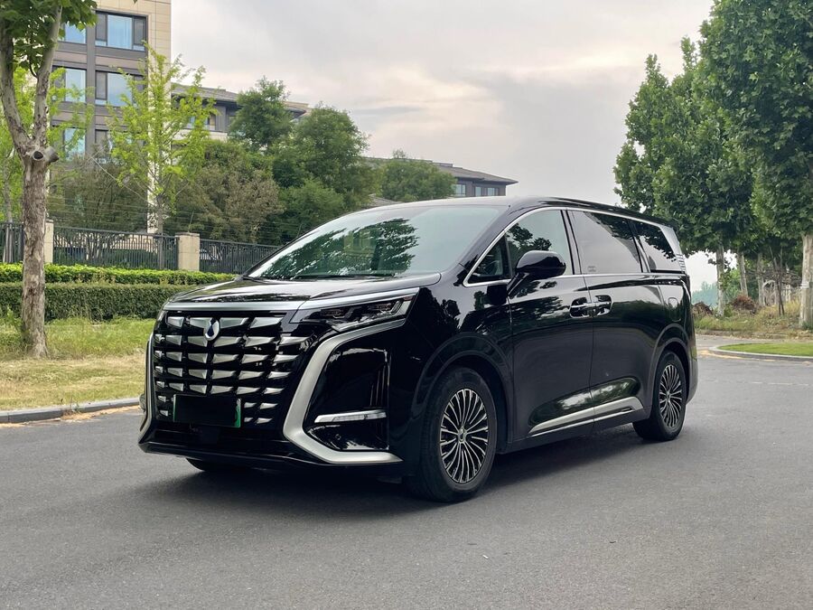 Denza DENZA 2022 Denza D9 DM-i 1.5T Continuously Variable 970 Four-Wheel-Drive Prestige Model used car for export from China