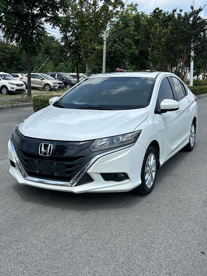 Honda Honda Gienia 2017 Joyful 1.5 CVT Classic Edition used car for export from China