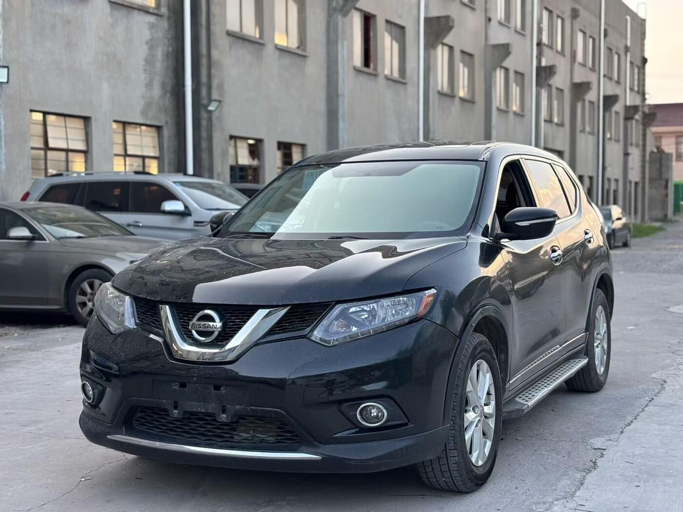 Nissan 2014 X-Trail 2.0 CVT XE-P 4WD Intelligent Drive Version