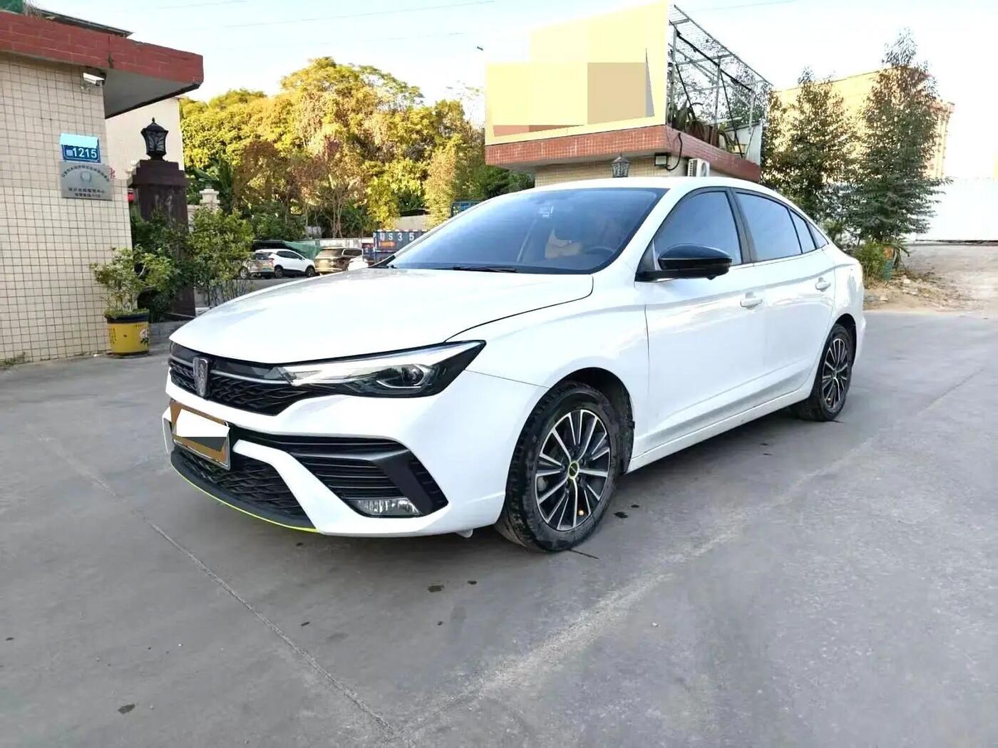 Roewe 2021 i5 1.5 CVT Diamond Edition