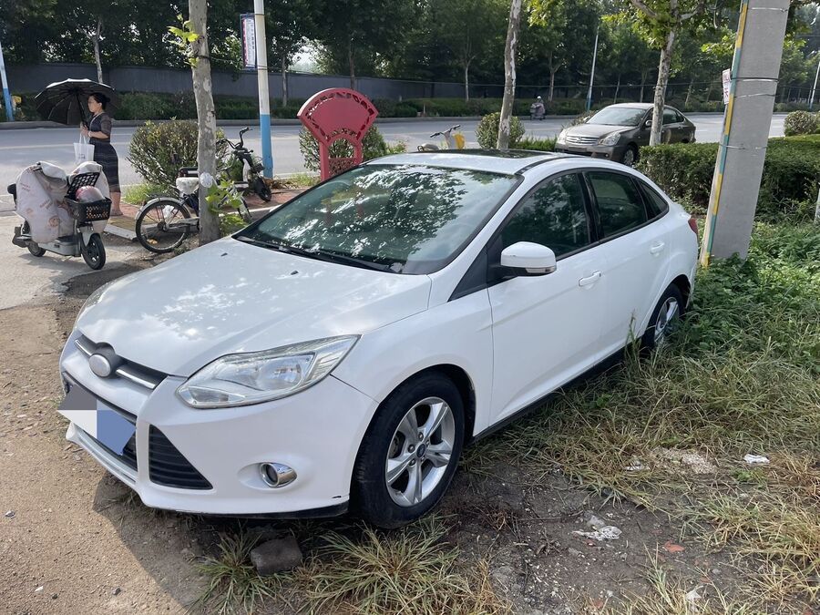 Ford Ford 2012 Focus Sedan 1.6 Comfort used car for export from China