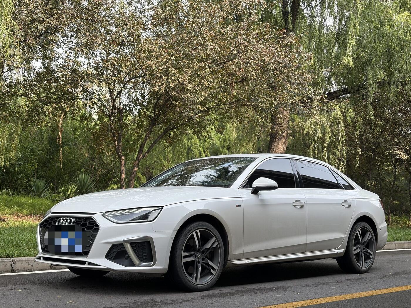 Audi 2022 A4L 2.0 TFSI 40 TFSI Luxury Dynamic