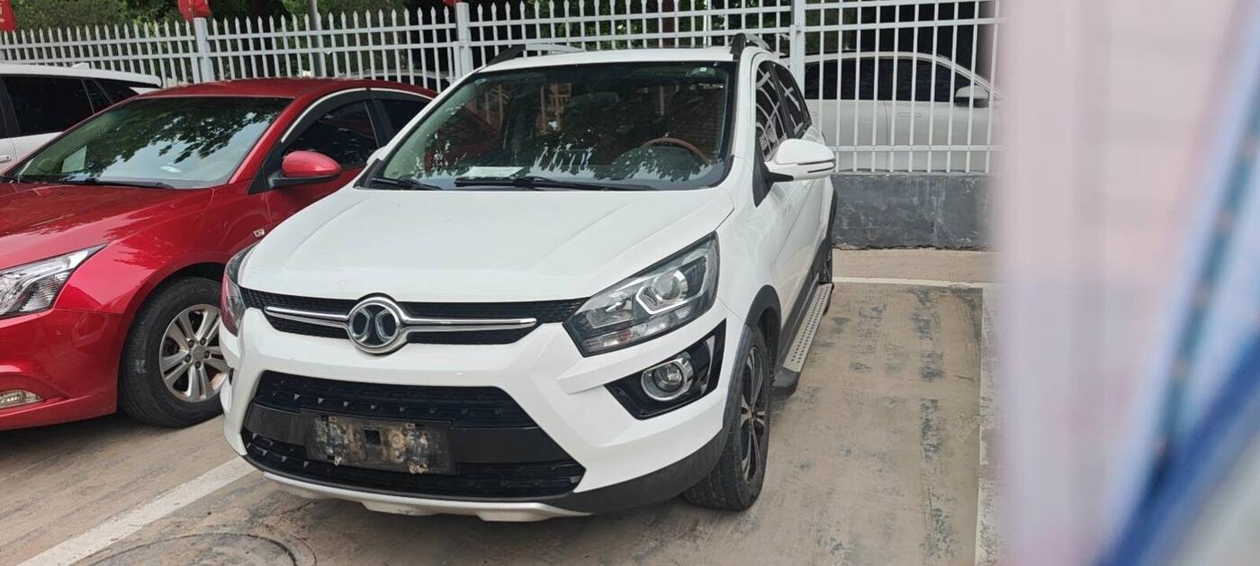 BAIC Senova 2015 X25 1.5 Elite Model