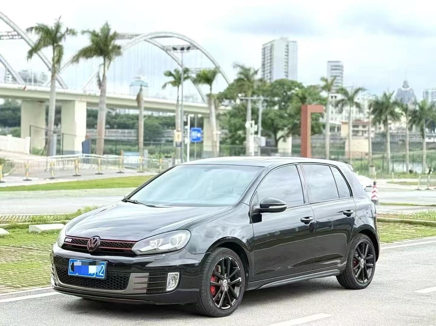 Volkswagen 2012 Golf GTI 2.0 TSI