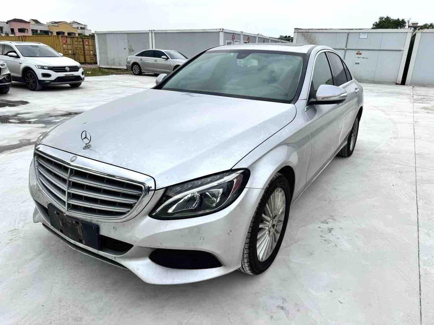 Mercedes-Benz C-Class 2015 C 180 L 1.6T