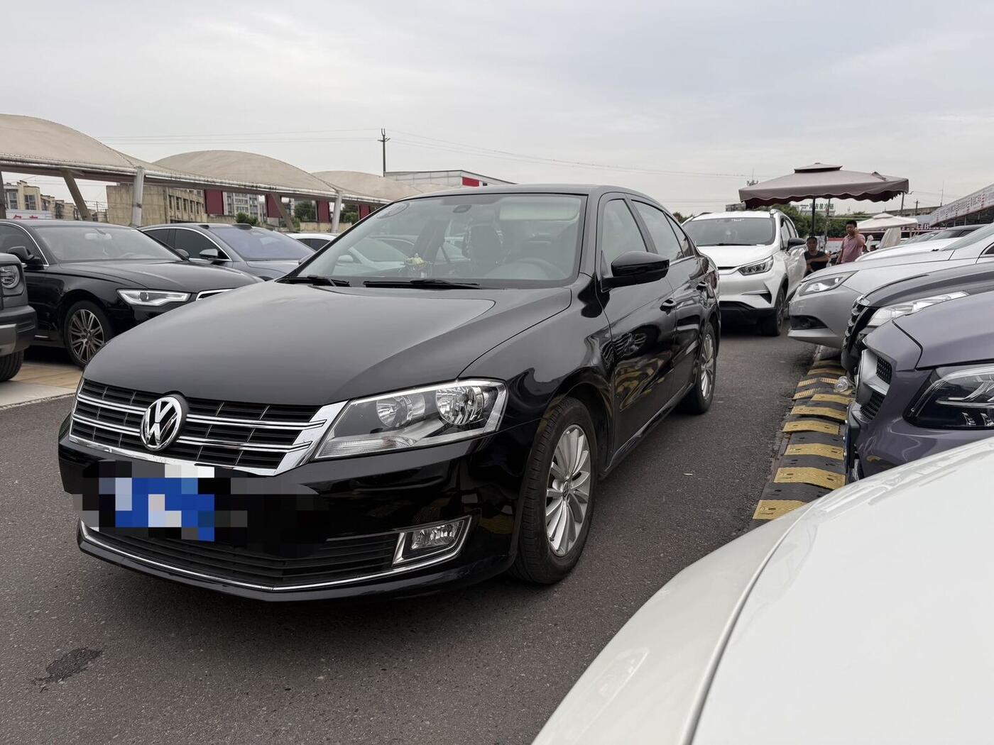 Volkswagen 2013 Lavida 1.6 Luxury Edition