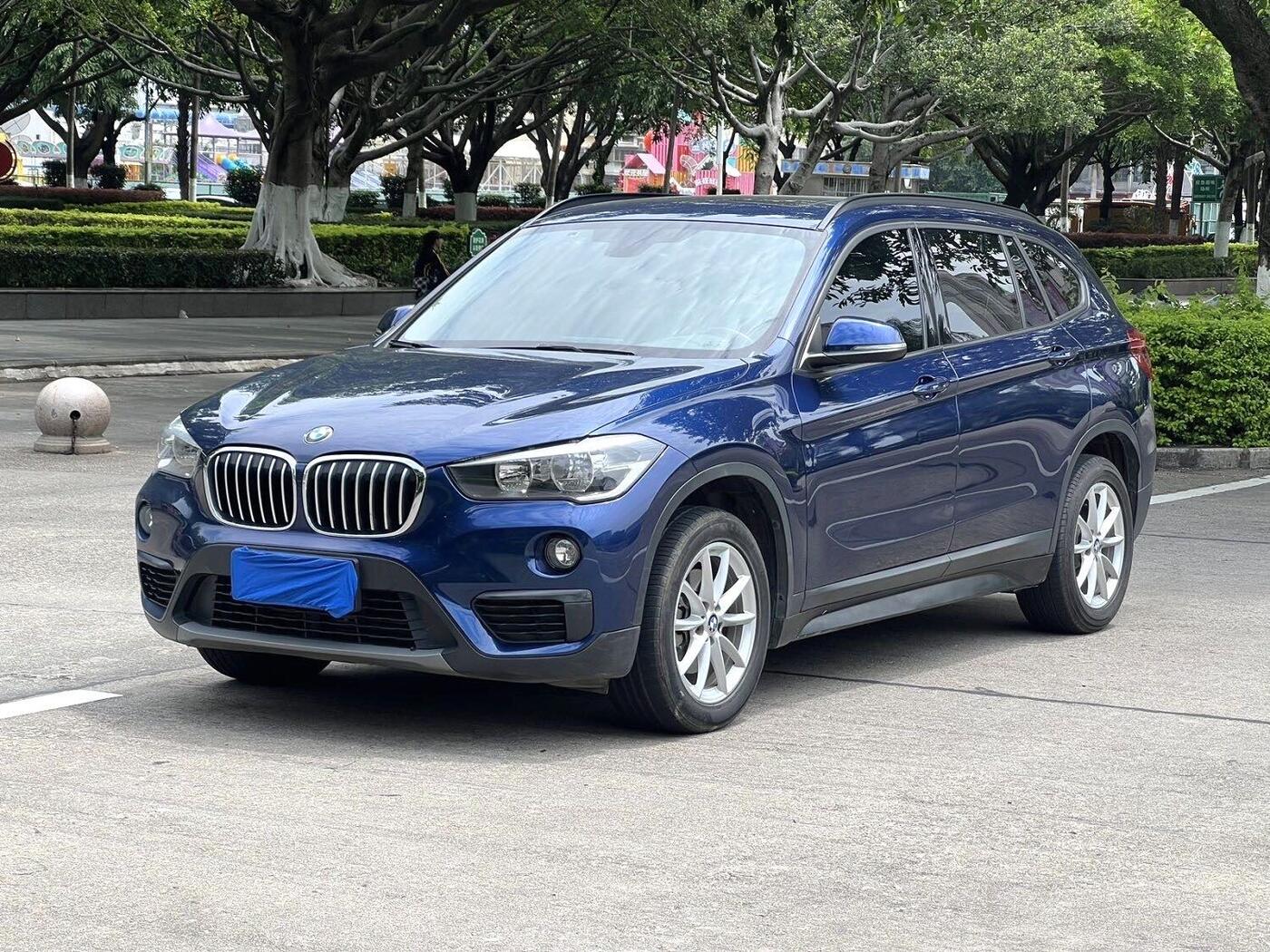 BMW 2018 X1 sDrive18Li 1.5T Fashion