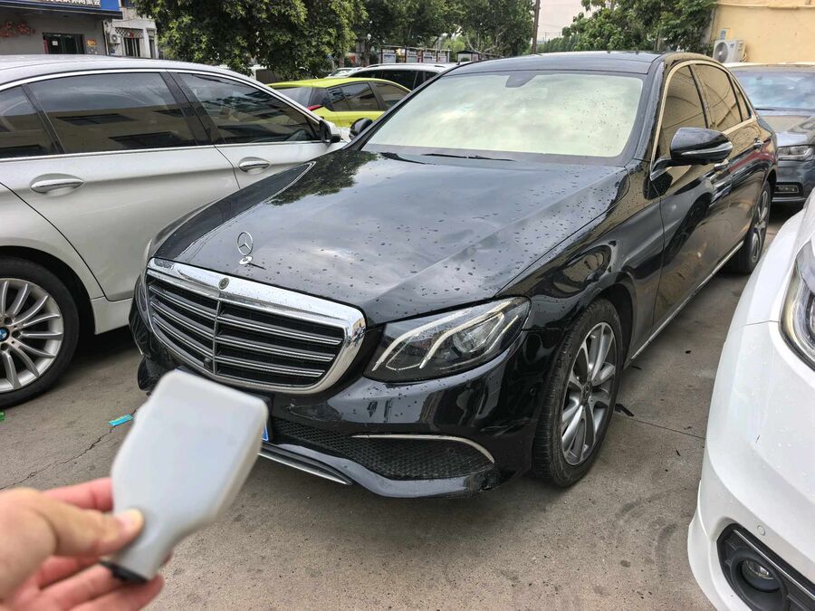 Mercedes Mercedes-Benz E-Class 2018 E 300 L 2.0T Stylish used car for export from China
