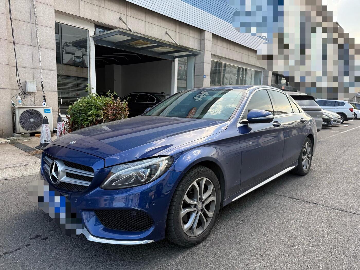 Mercedes-Benz C-Class 2017 C 180 L 1.6T Sport