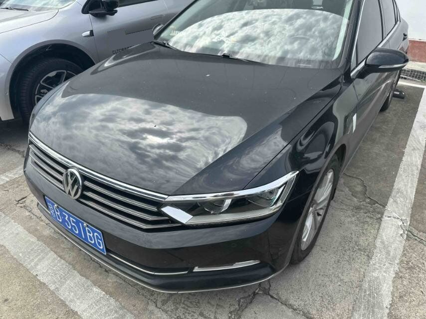 Volkswagen Volkswagen 2017 Magotan 1.8 TSI 330 TSI Luxury Model used car for export from China