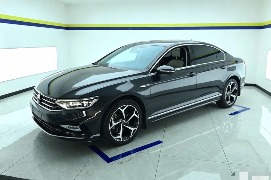 Volkswagen Volkswagen 2023 Magotan 2.0 TSI 330 TSI 2 Million Units Commemorative Edition Luxury Model used car for export from China