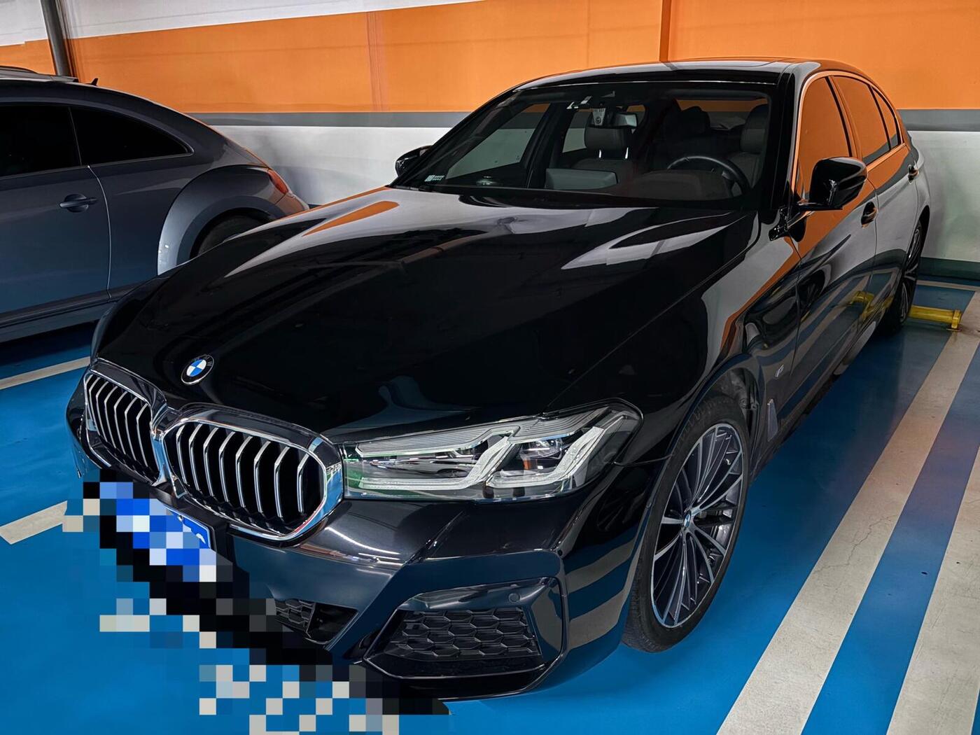 BMW 5 Series 2022 530Li 2.0T Luxury Line M Sport Package