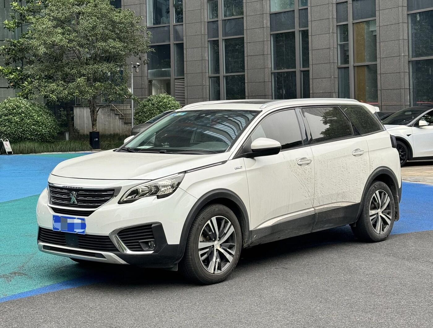 Peugeot 2017 5008 1.8 THP 380 THP Elite 7-seater