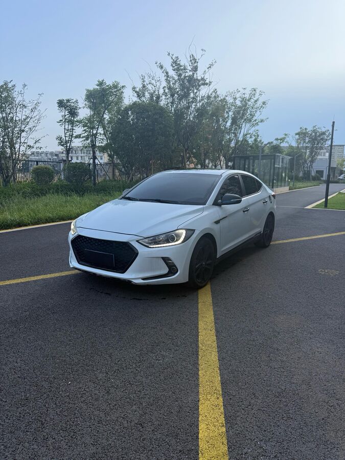 Hyundai Hyundai 2016 Elantra 1.6 GLX Smart·Elite Edition used car for export from China