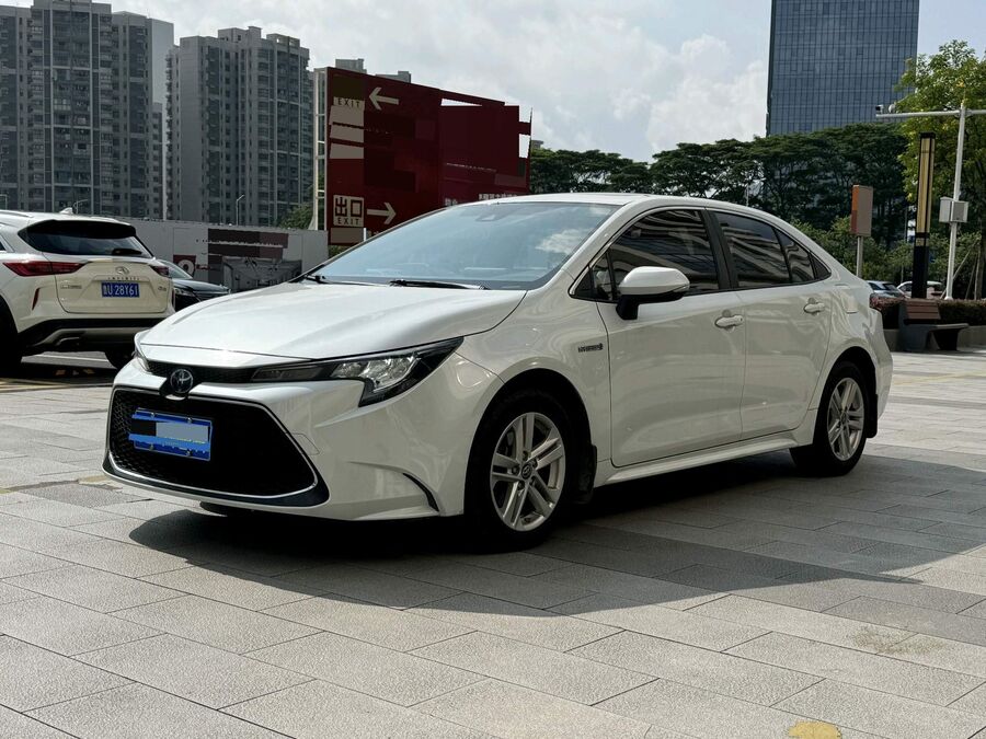 Toyota Toyota 2021 Levin Dual Engine 1.8H CVT Luxury Version used car for export from China