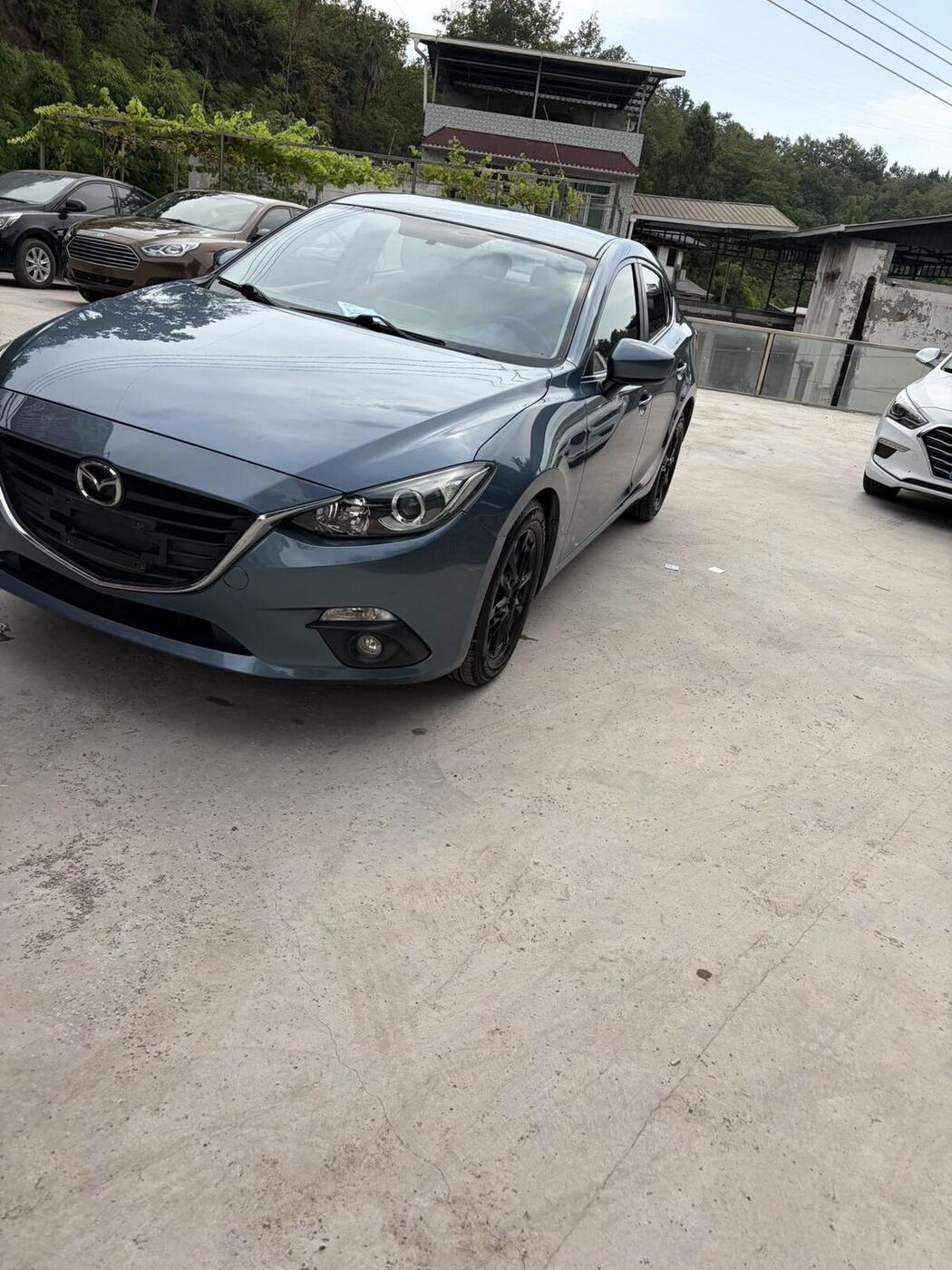 Mazda 2016 Mazda3 Axela – Sedan 1.5 Comfort