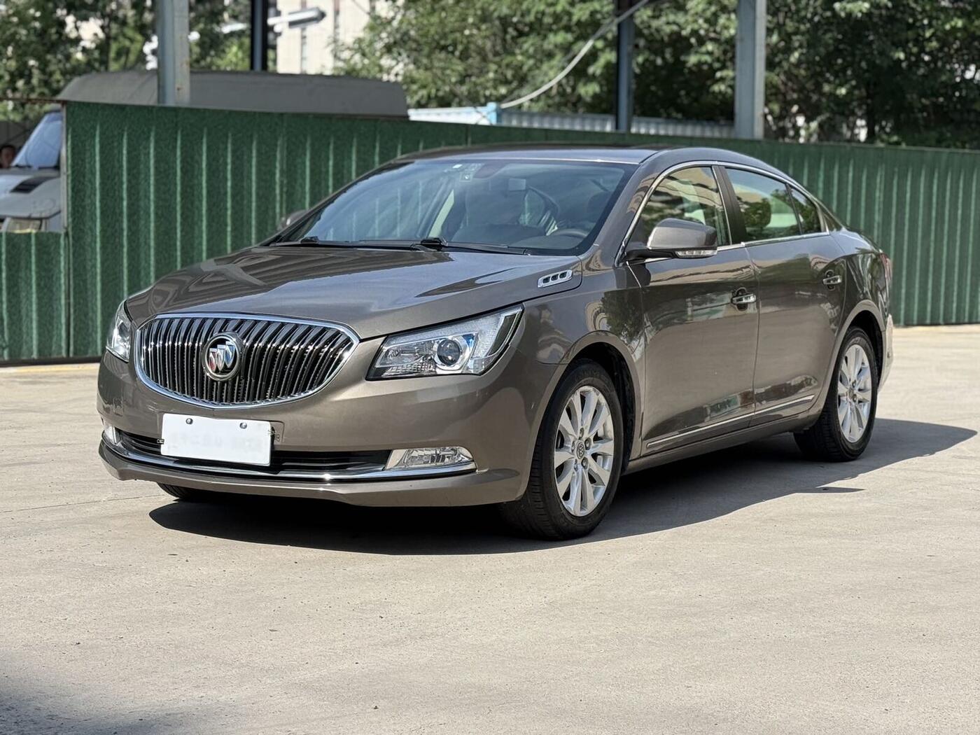Buick 2013 LaCrosse 2.4 SIDI Elite Comfort Edition