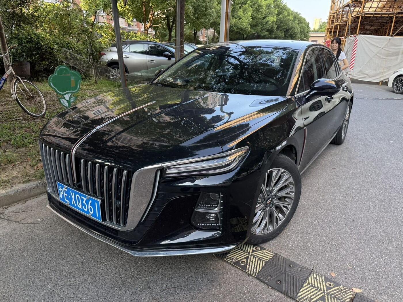 Hongqi 2023 H5 2.0T Smart Connect Flag Enjoy Version