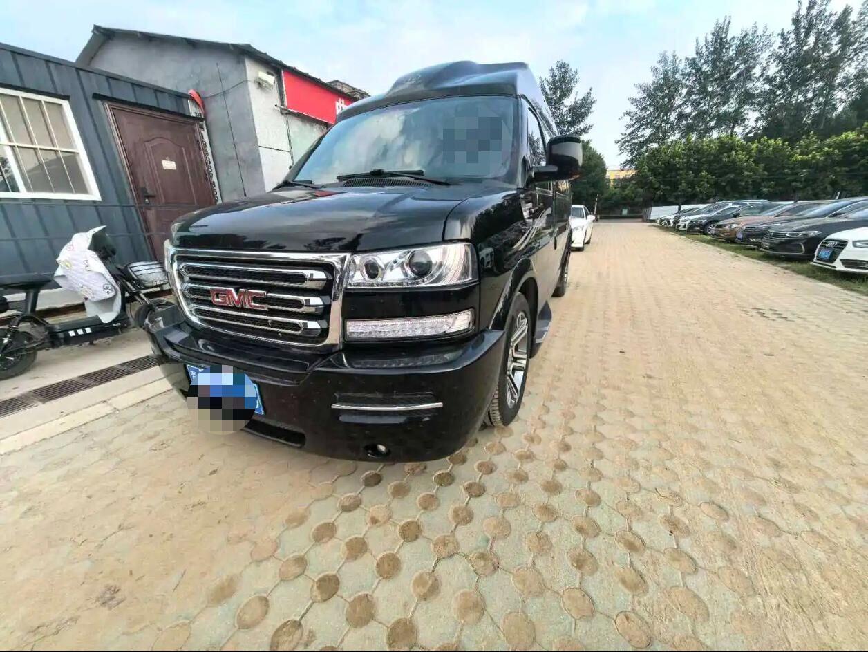 GMC Savana (Imported) 2014 Business Star 6.0 2500S