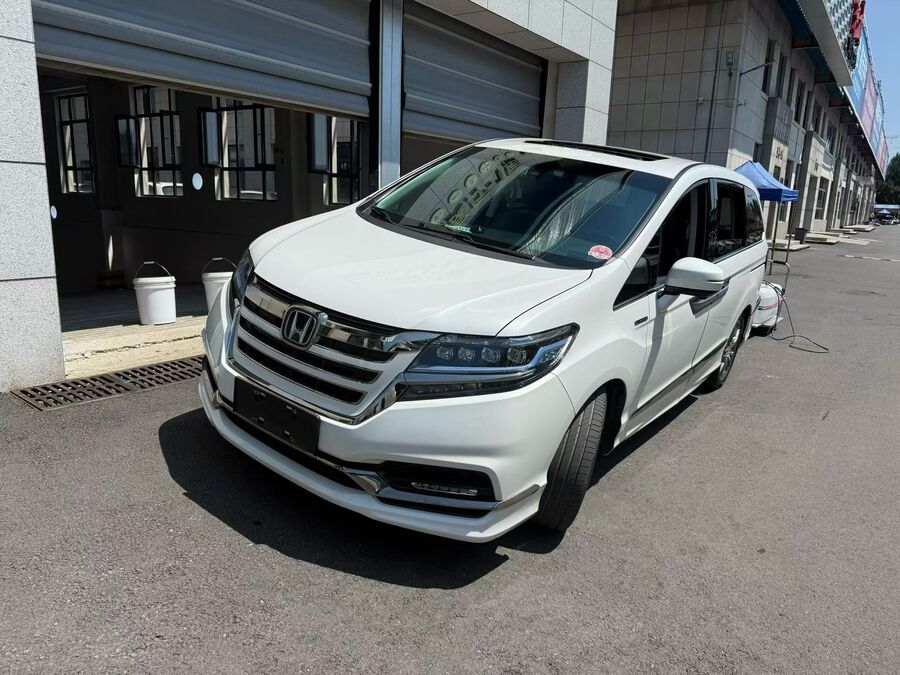 Honda Honda 2019 Elysion Hybrid 2.0 CVT Luxury Version used car for export from China