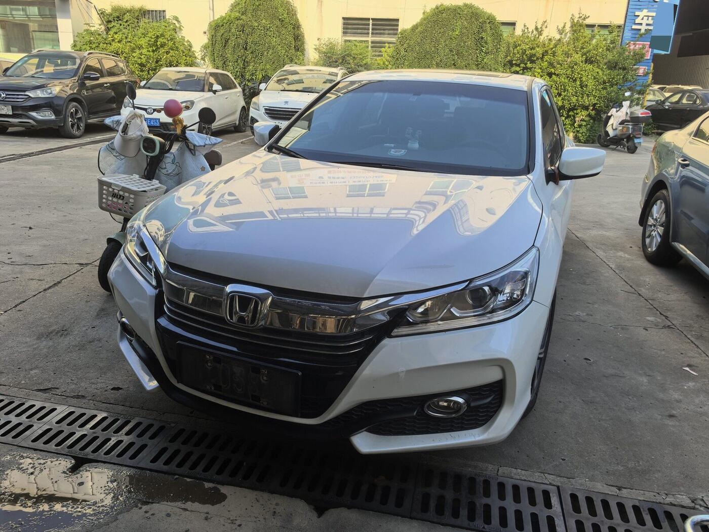 Honda 2016 9th-Gen Accord 2.0 CVT Comfort Version