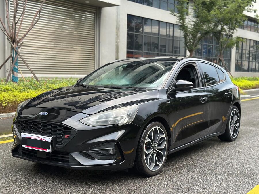 Ford Ford 2021 Focus Hatchback 1.5T EcoBoost 180 ST Line used car for export from China