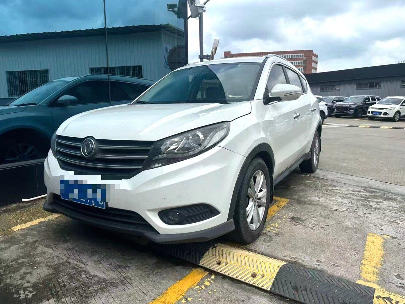 Fengon 2017 Fengguang 580 1.5T CVT Luxury Version (facelift)