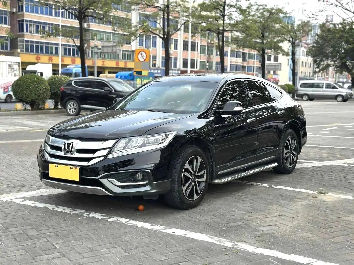 Honda 2016 Crosstour 2.4 Luxury Edition