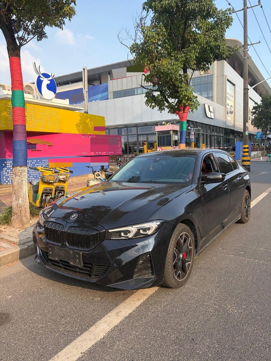BMW 2024 i3 eDrive 40 L Midnight Edition