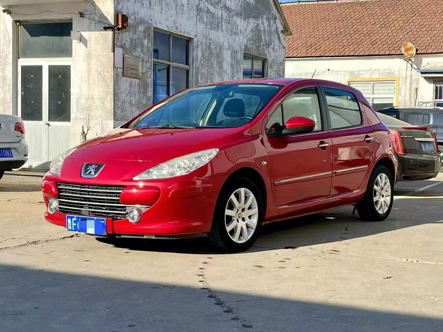 Peugeot Peugeot 2013 307 Hatchback 1.6 Comfort Edition used car for export from China