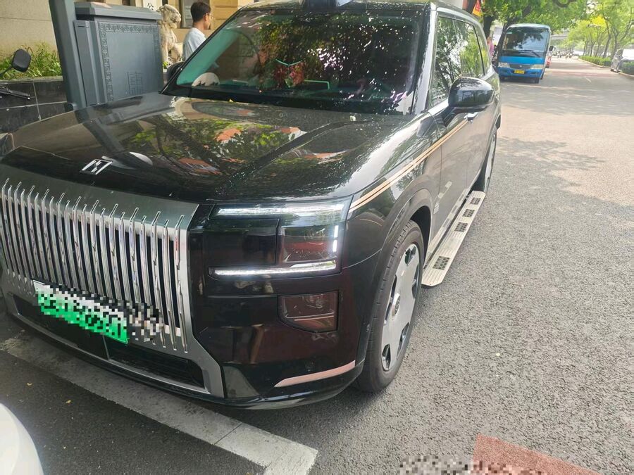 Zeekr ZEEKR 2025 Zeekr 9X 2.0T Ultra Edition 55 kWh used car for export from China