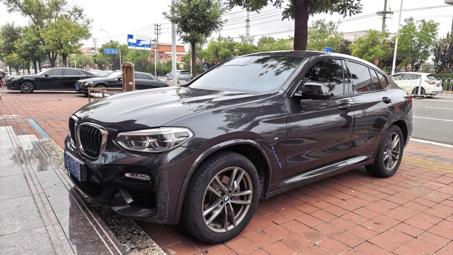 Bmw BMW X4 (Imported) 2019 X4 xDrive25i 2.0T M Sport Package used car for export from China