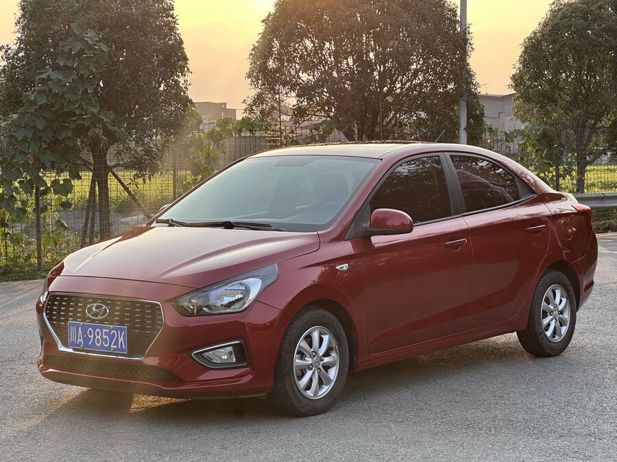 Hyundai Hyundai Reina 2017 Accent 1.4 GLS Enjoy Edition used car for export from China