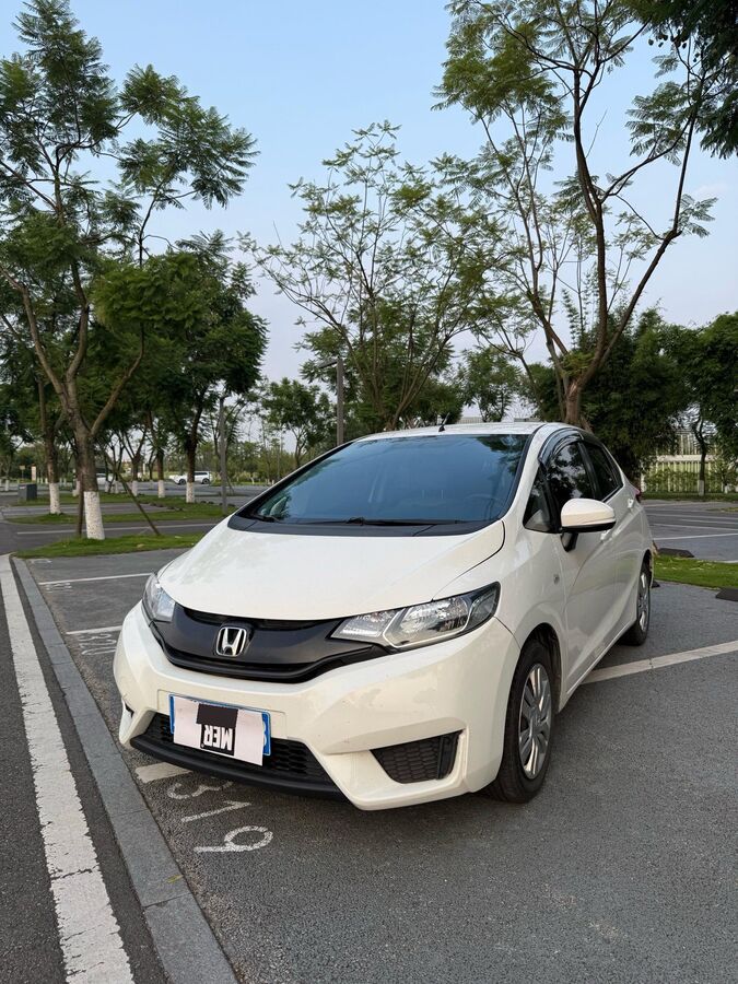 Honda Honda 2014 Fit 1.5 LX Comfort used car for export from China