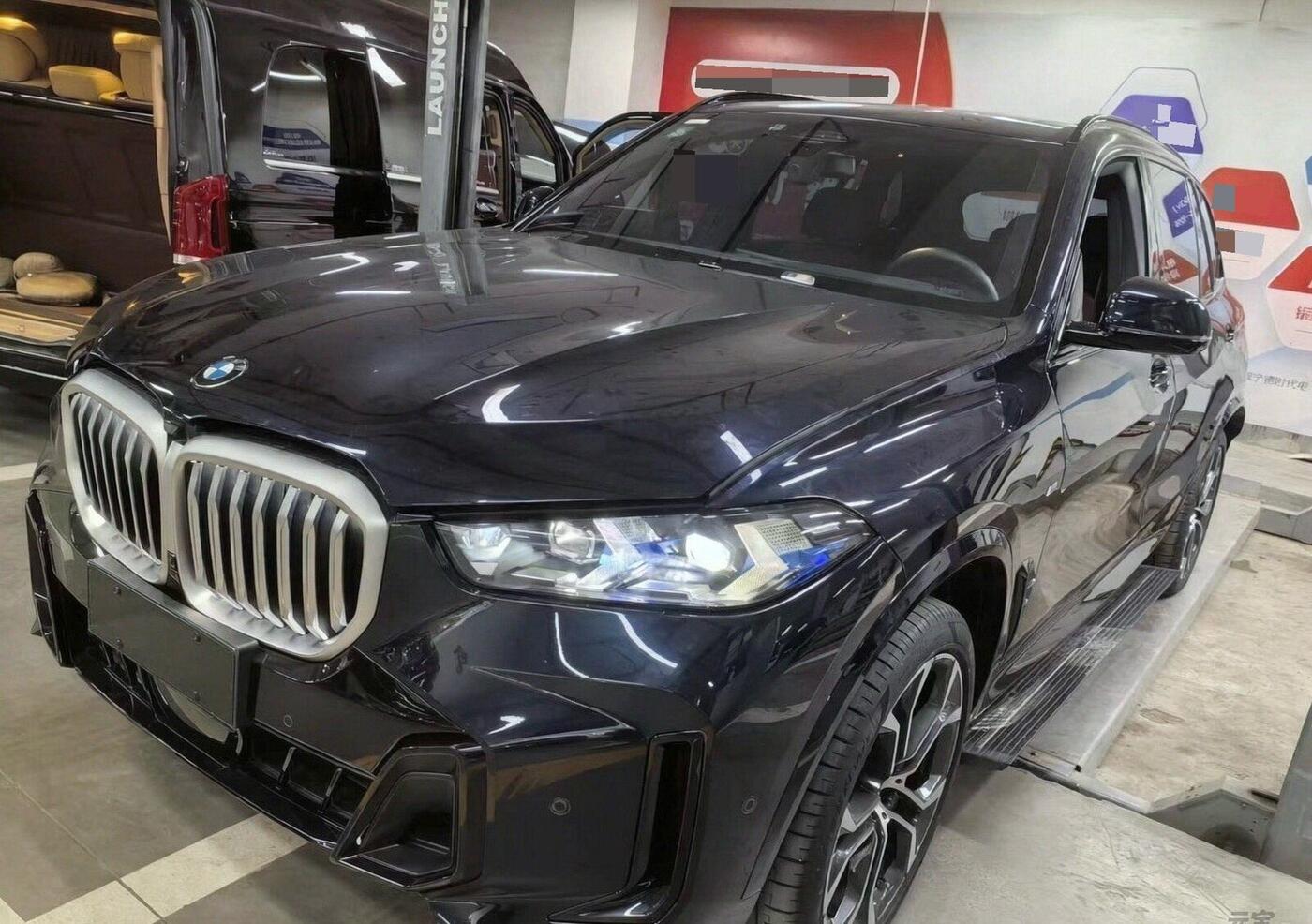 BMW 2023 X5 xDrive40Li 48V 3.0T Luxury Edition M Sport Night Sky Package