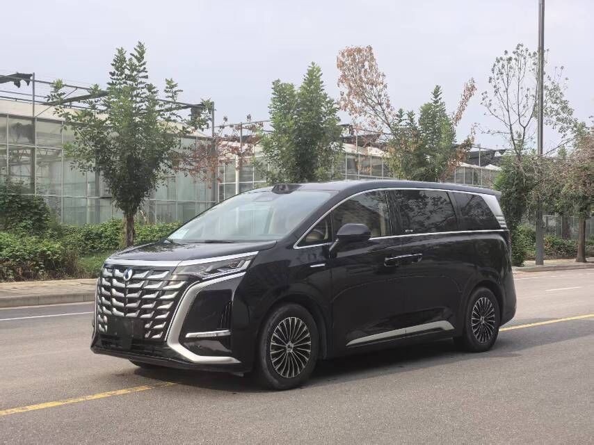 Denza DENZA 2025 Denza D9 DM-i 1.5T CVT Intelligent Driving Version 1020 Four-Wheel-Drive Flagship Model used car for export from China