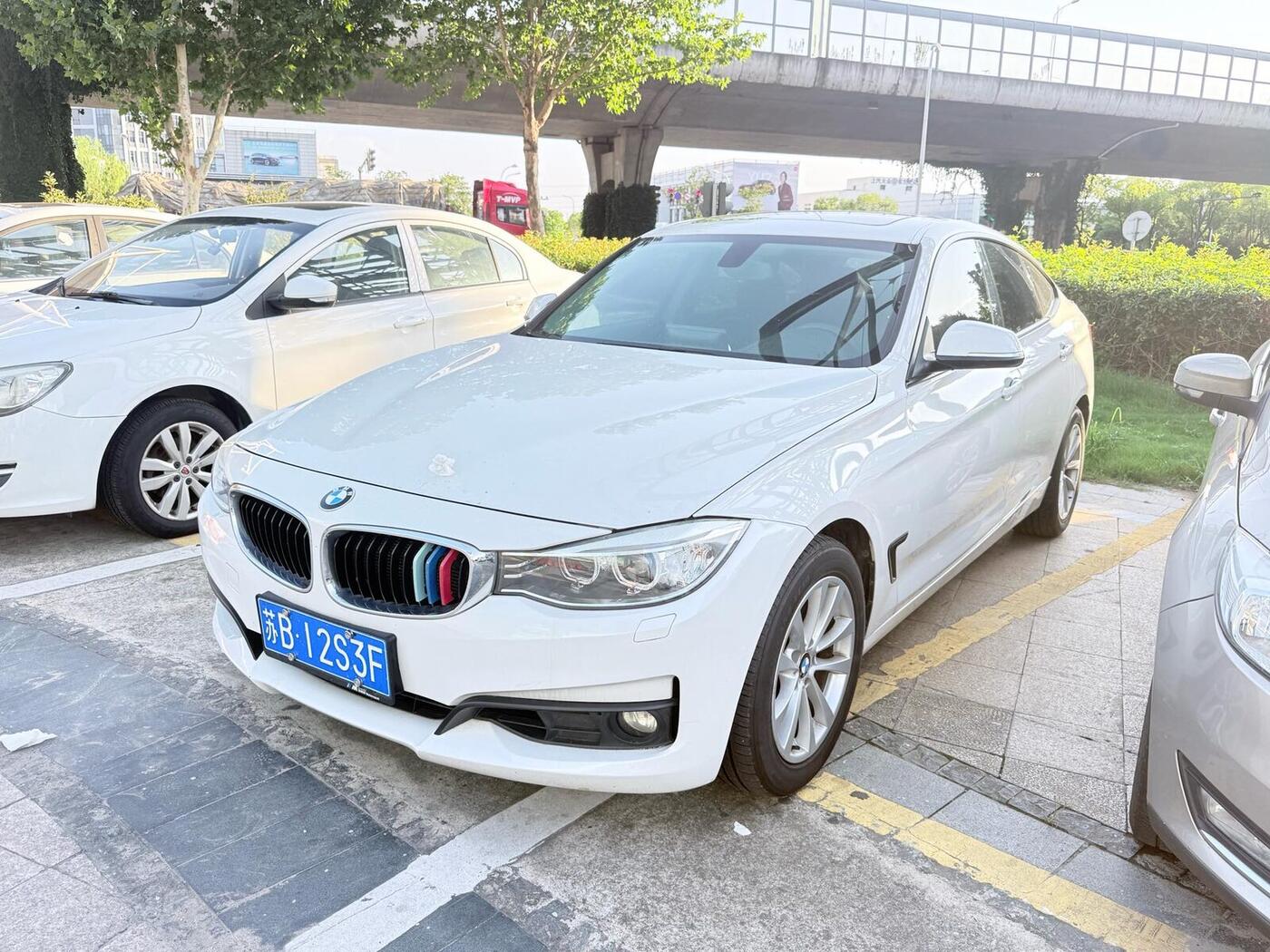 BMW 3 Series GT (Imported) 2016 GT 320i 2.0T Luxury