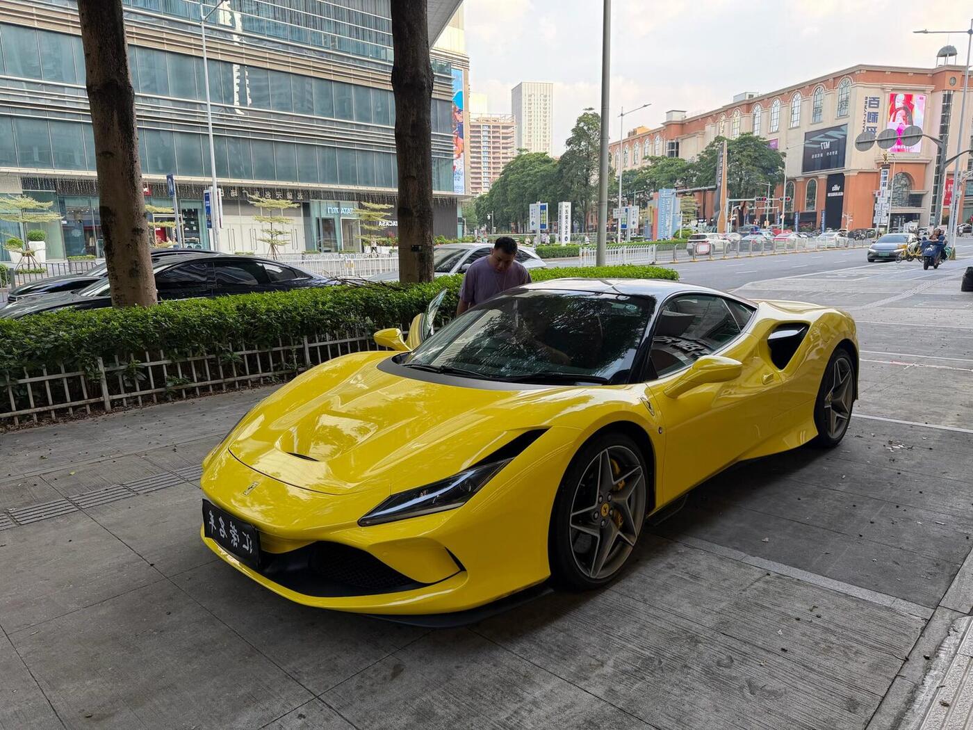 Ferrari F8 (Imported) 2020 F8 Spider 3.9T V8