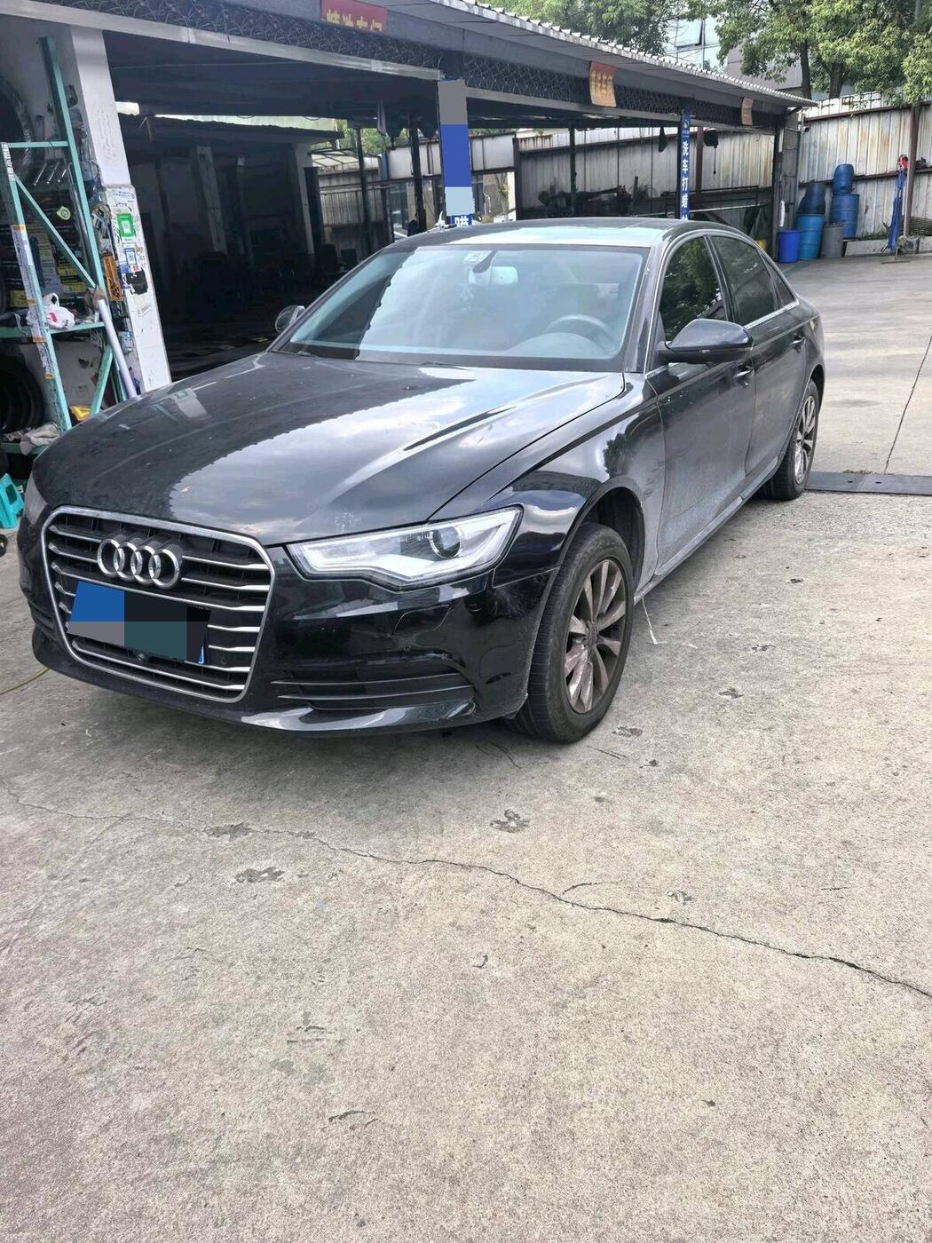 Audi 2012 A6L 2.0 TFSI continuously variable standard model