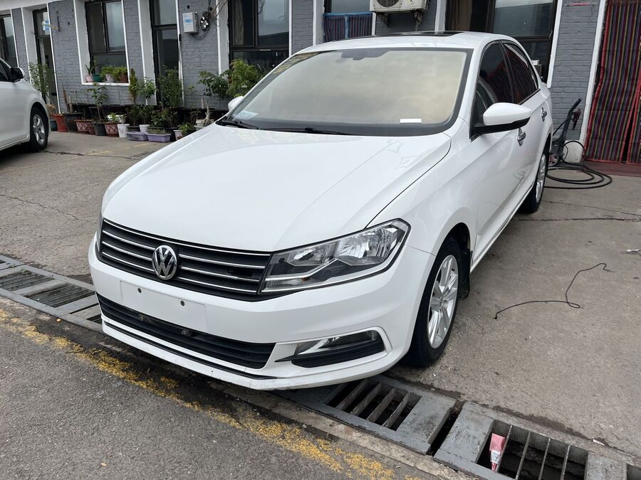 Volkswagen Volkswagen 2016 Santana 1.6 Style Edition used car for export from China